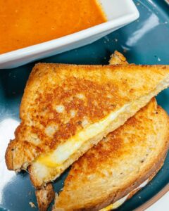 grilled cheese sandwich with tomato soup